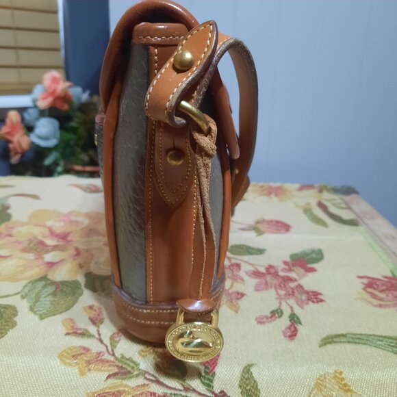 SOLD! Dooney & Bourke Leather Mini Dover Crossbody Vintage Hand Painted - Picture 8 of 16